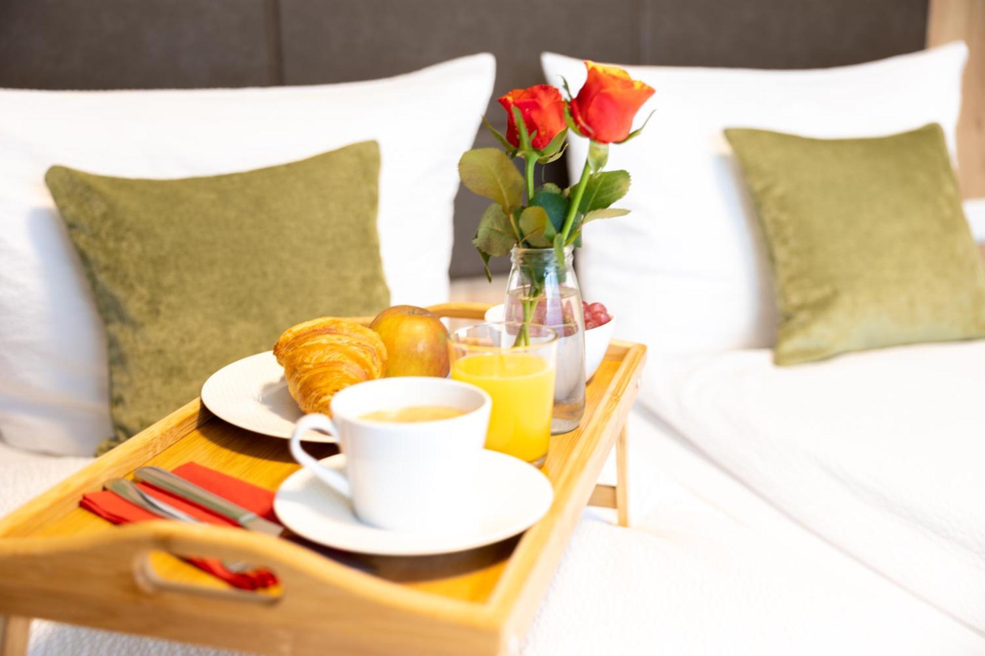 Appartementdeluxe Steiert - Near Europa Park - Rulantica - Spacious - Fully Equipped Kitchen - Private Garden - Free Parking - Pet Friendly ชวาเนา ภายนอก รูปภาพ