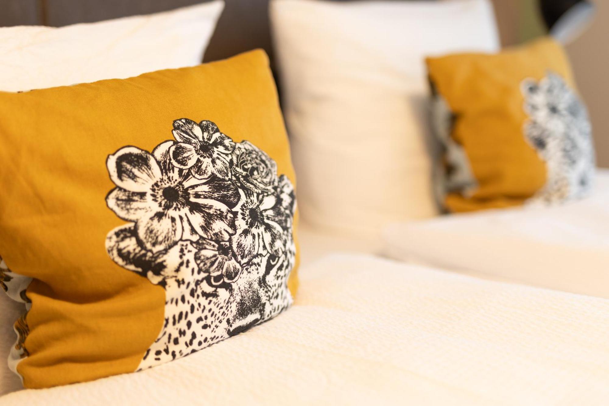 Appartementdeluxe Steiert - Near Europa Park - Rulantica - Spacious - Fully Equipped Kitchen - Private Garden - Free Parking - Pet Friendly ชวาเนา ภายนอก รูปภาพ